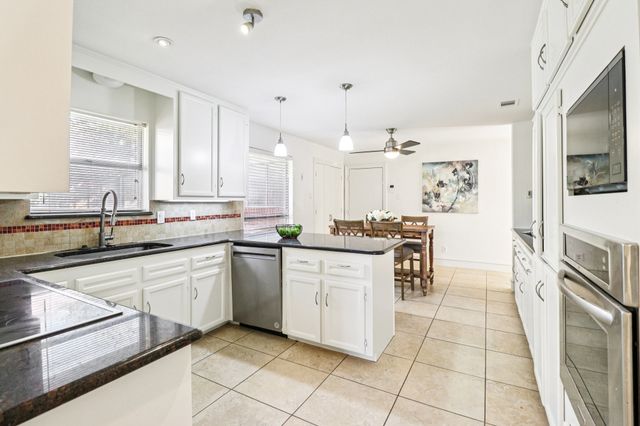 7332 Arbor Oaks Drive, Dallas, TX 75248