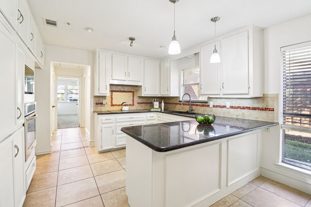 7332 Arbor Oaks Drive, Dallas, TX 75248