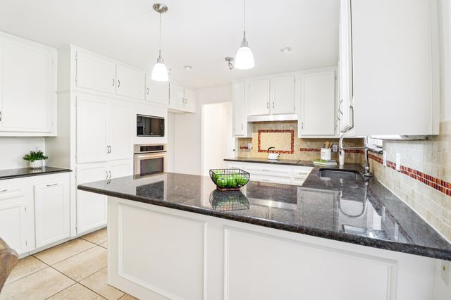 7332 Arbor Oaks Drive, Dallas, TX 75248