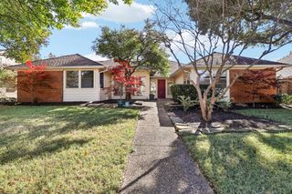 7332 Arbor Oaks Drive, Dallas, TX 75248