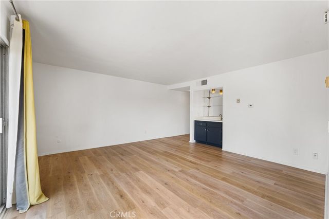 972 E California 207, Pasadena, CA 91106