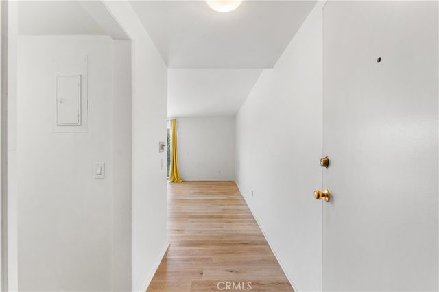 972 E California 207, Pasadena, CA 91106