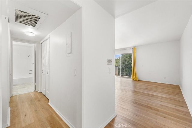 972 E California 207, Pasadena, CA 91106