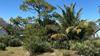 6483 SE Sylvan Place, Hobe Sound, FL 33455