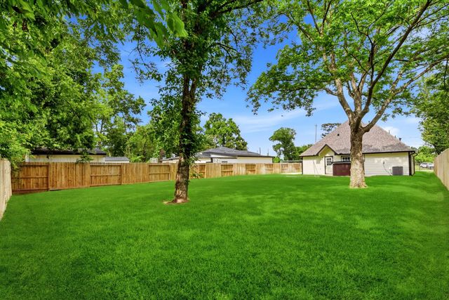 9319 Spaulding Street, Houston, TX 77016