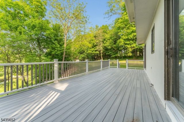 6 Race Street, Union Twp., NJ 08867