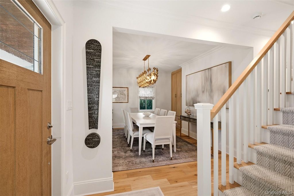 61 Anstice Street, Oyster Bay, NY 11771 — photo 2