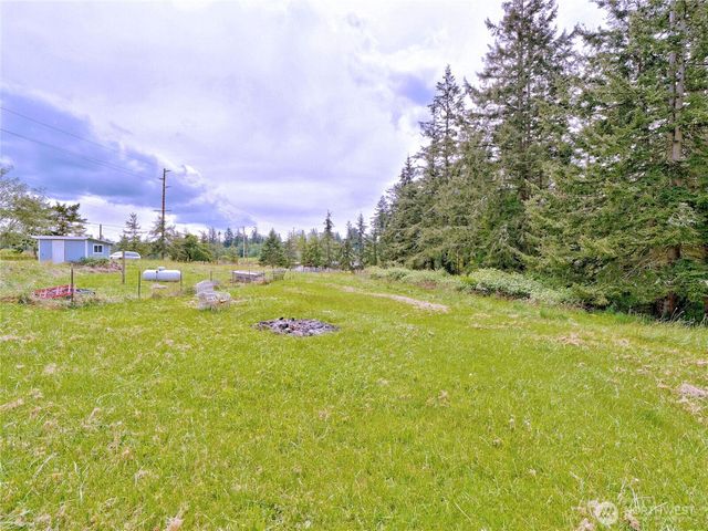 395 Sunset Drive, Oak Harbor, WA 98277