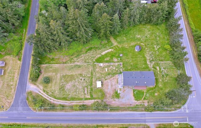 395 Sunset Drive, Oak Harbor, WA 98277