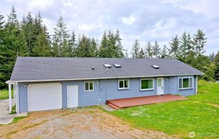 395 Sunset Drive, Oak Harbor, WA 98277