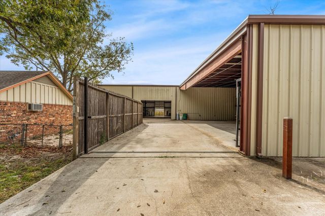 15811 Manning Drive, Cypress, TX 77429