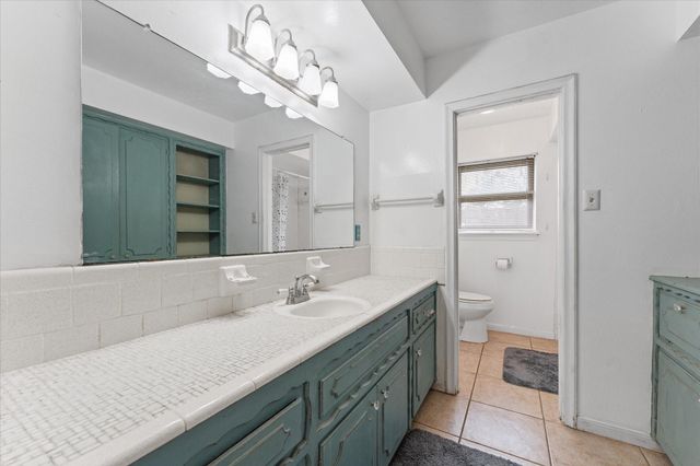 15811 Manning Drive, Cypress, TX 77429