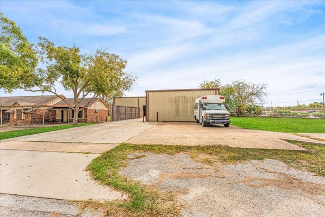 15811 Manning Drive, Cypress, TX 77429