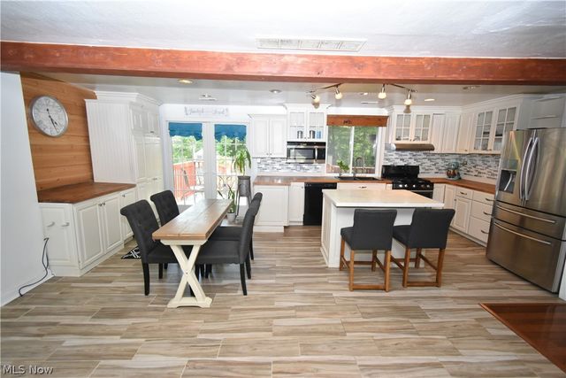 29663 Sutton Drive, North Olmsted, OH 44070