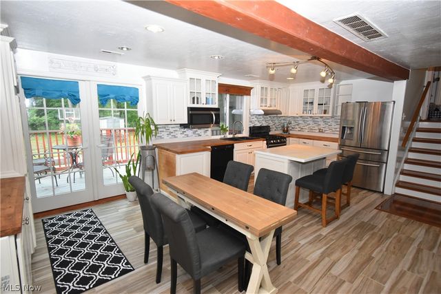 29663 Sutton Drive, North Olmsted, OH 44070