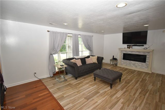 29663 Sutton Drive, North Olmsted, OH 44070