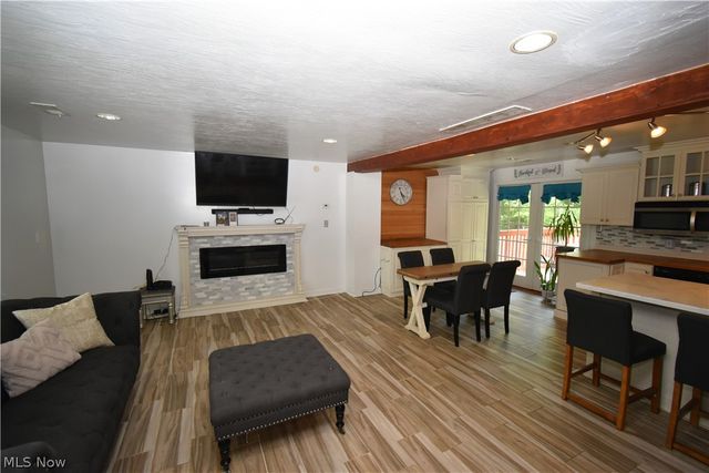 29663 Sutton Drive, North Olmsted, OH 44070