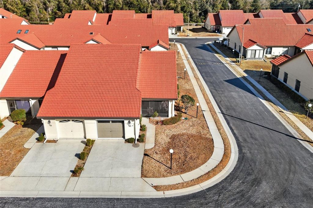 Image 6 of property listing at 2026 FOREST DRIVE, Inverness, FL 34453