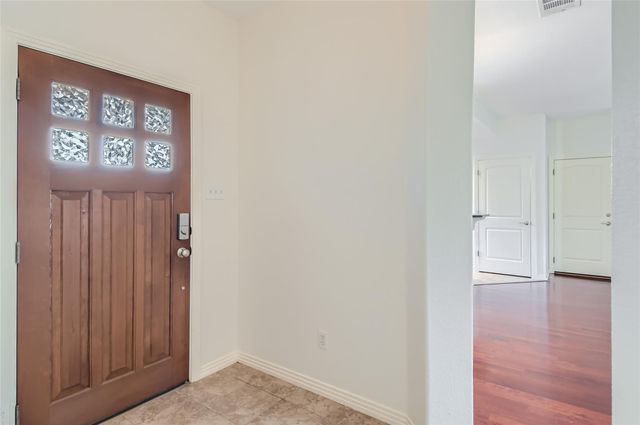 9707 Anderson Mill RD 32, Austin, TX 78750