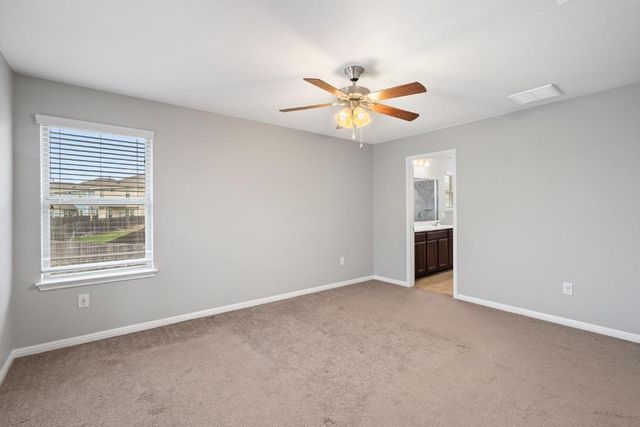 341 Twisted Oaks LN, Buda, TX 78610