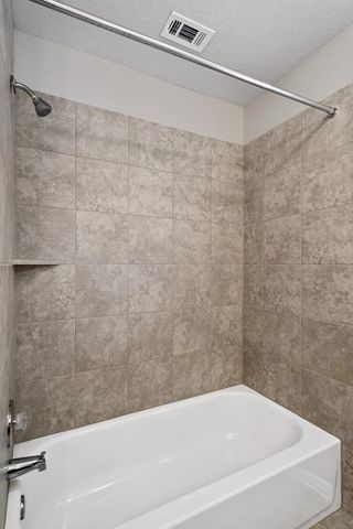 341 Twisted Oaks LN, Buda, TX 78610