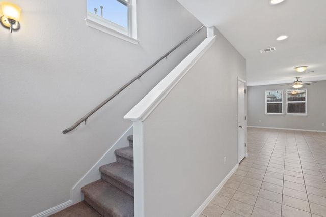 341 Twisted Oaks LN, Buda, TX 78610