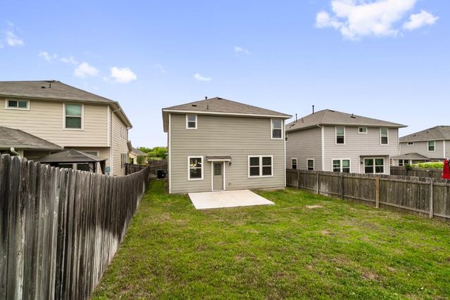 341 Twisted Oaks LN, Buda, TX 78610