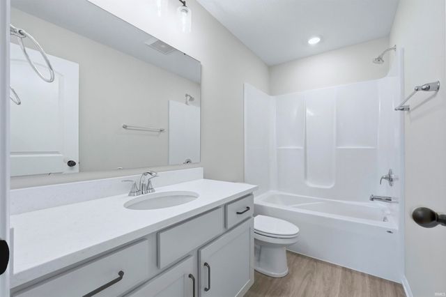 4525 Laghi Pass, Fort Wayne, IN 46818