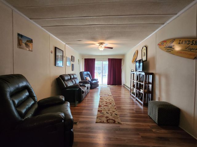 433 E Banks Dr., Garden City Beach, SC 29576