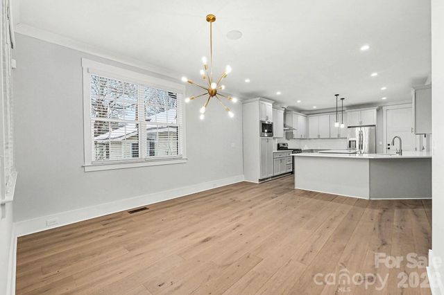 2305 Sanders Avenue, Charlotte, NC 28216