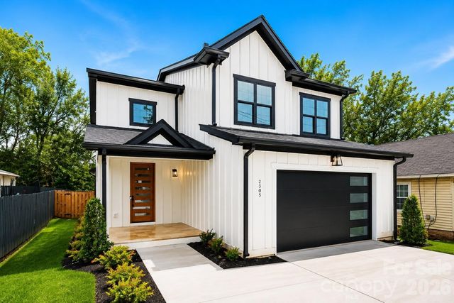 2305 Sanders Avenue, Charlotte, NC 28216