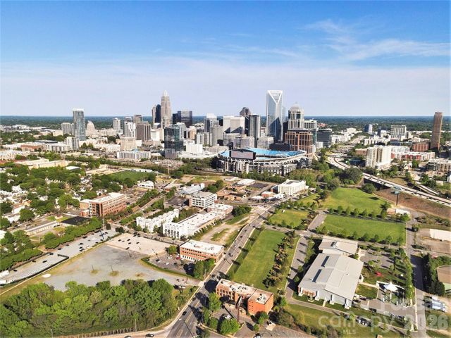 2305 Sanders Avenue, Charlotte, NC 28216
