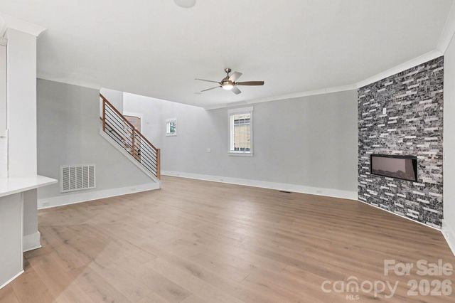 2305 Sanders Avenue, Charlotte, NC 28216