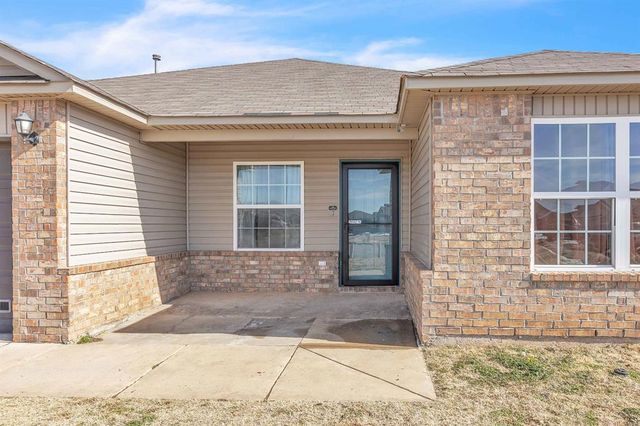 2000 Concord Drive, Newcastle, OK 73065