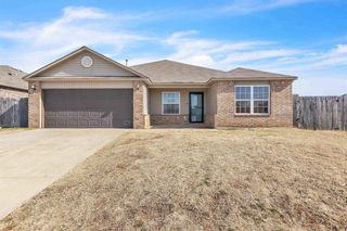 2000 Concord Drive, Newcastle, OK 73065
