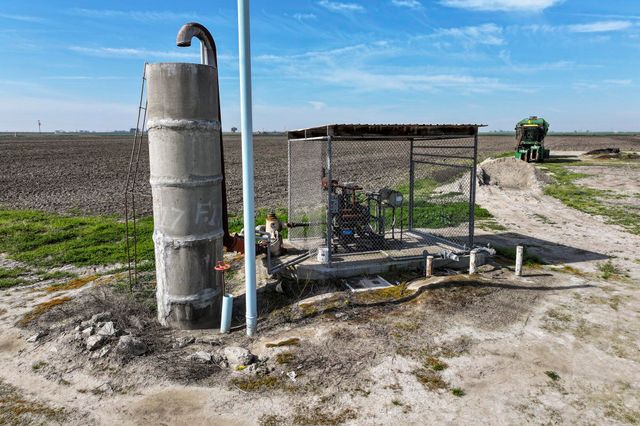 7550 Avenue 208, Tulare, CA 93274