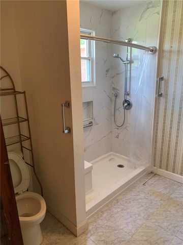 5102 Curry Rd, Baldwin Boro, PA 15236