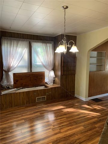 5102 Curry Rd, Baldwin Boro, PA 15236