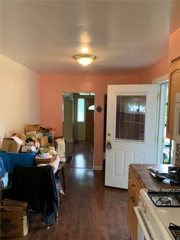 5102 Curry Rd, Baldwin Boro, PA 15236