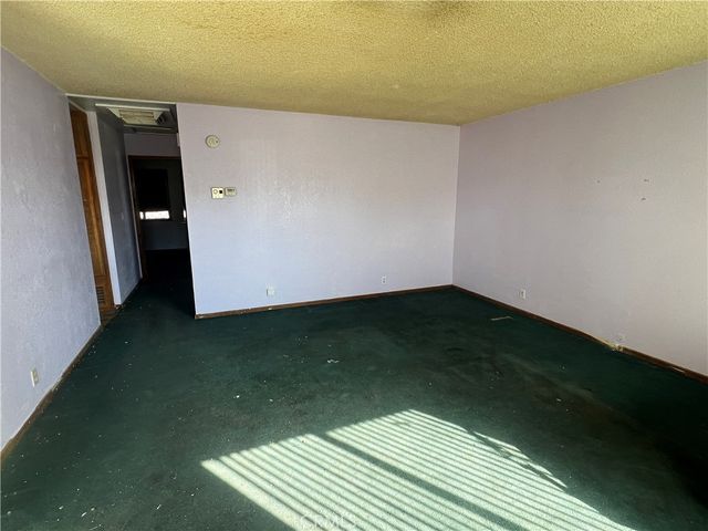 6386 Linda Lee Drive, Yucca Valley, CA 92284