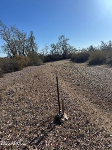 4275X W Glendale Avenue 8, Tonopah, AZ 85354