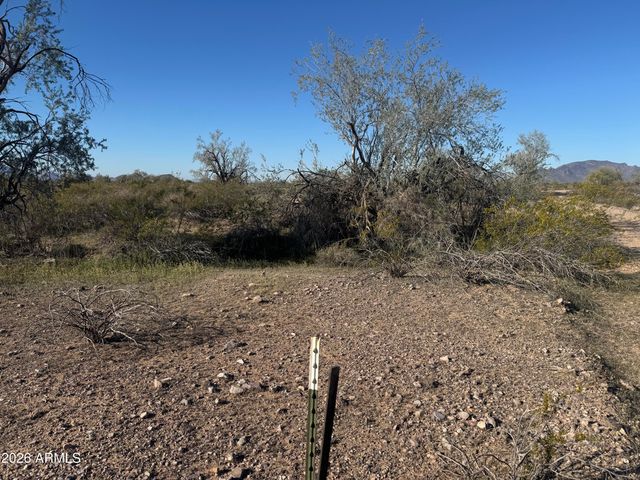 4275X W Glendale Avenue 8, Tonopah, AZ 85354