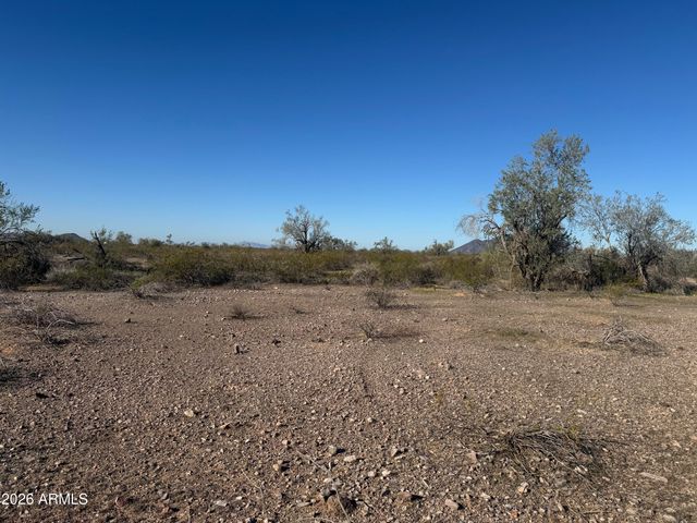 4275X W Glendale Avenue 8, Tonopah, AZ 85354
