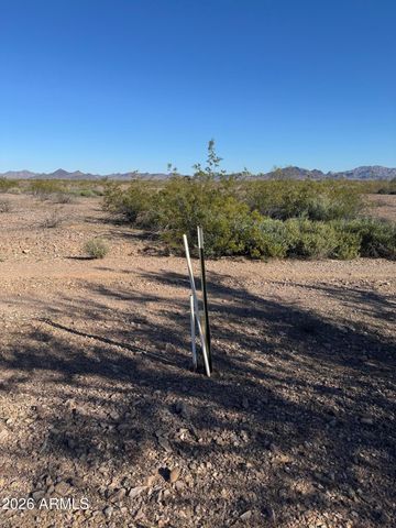 4275X W Glendale Avenue 8, Tonopah, AZ 85354