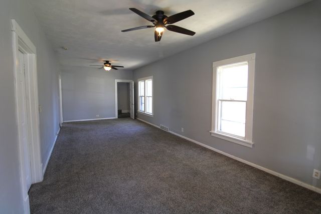 4519 4th Avenue, Moline, IL 51265