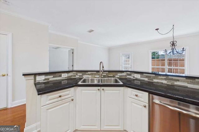 5010 Lexington Drive, Roswell, GA 30075