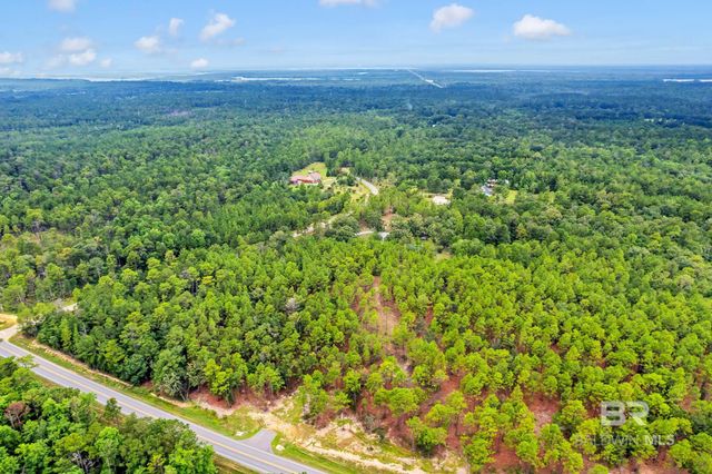 8455 Hooks Road, Bay Minette, AL 36507