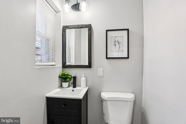 805 N PATTERSON PARK AVE, Baltimore, MD 21205