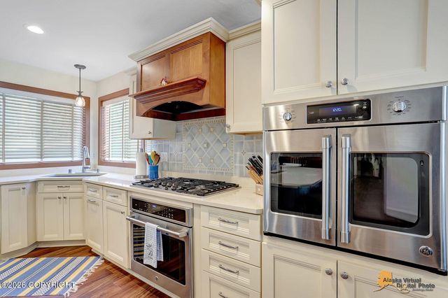 5068 S Snowshoe Parkway, Wasilla, AK 99654