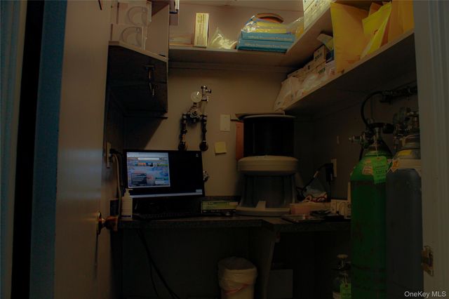 551 Crescent Street, Brooklyn, NY 11208